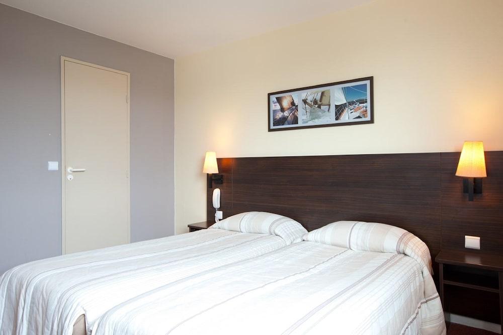 Orly Superior Hotel Athis-Mons Exterior photo